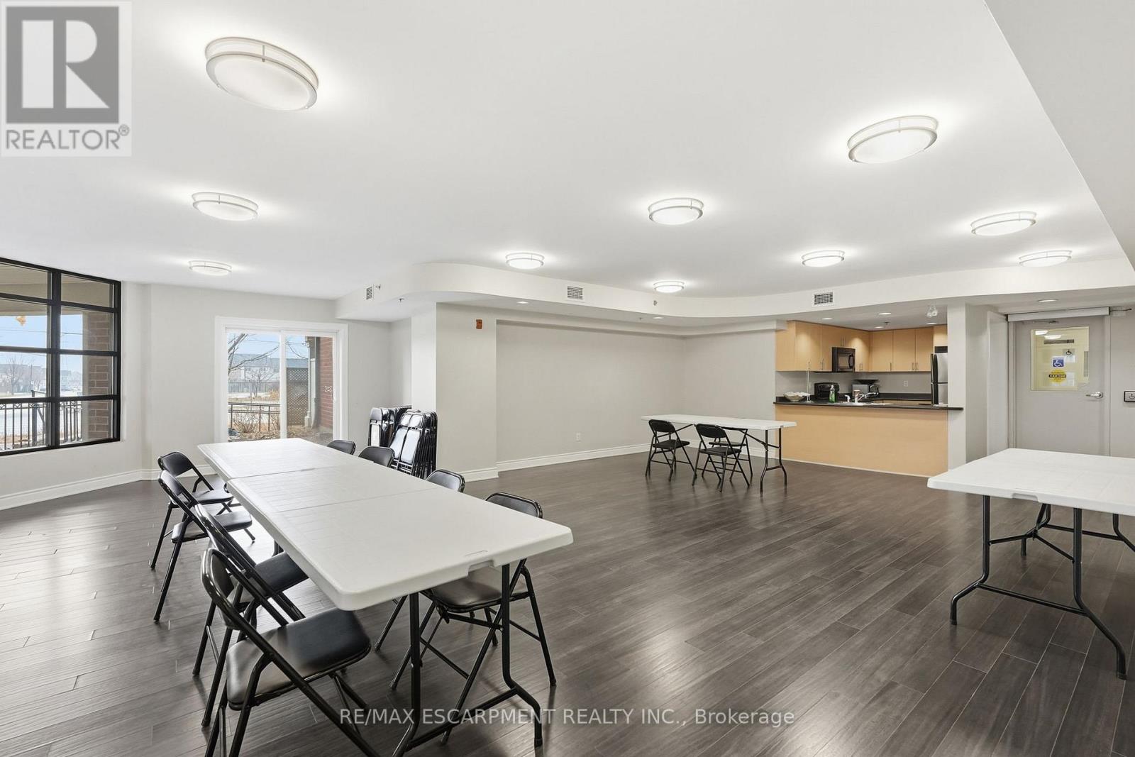 226 - 3060 Rotary Way, Burlington, Ontario  L7M 0G9 - Photo 34 - W12912046