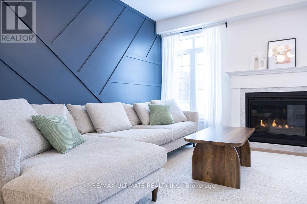 12 Branigan Crescent, Halton Hills, Ontario  L6X 3N6 - Photo 11 - W12912078