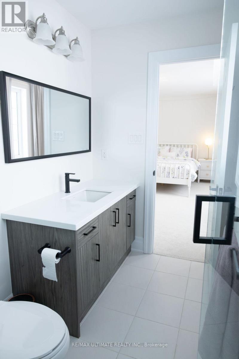 12 Branigan Crescent, Halton Hills, Ontario  L6X 3N6 - Photo 18 - W12912078