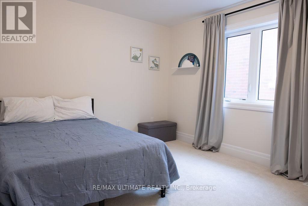 12 Branigan Crescent, Halton Hills, Ontario  L6X 3N6 - Photo 22 - W12912078