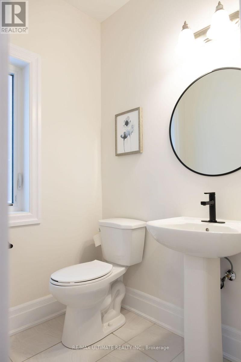 12 Branigan Crescent, Halton Hills, Ontario  L6X 3N6 - Photo 6 - W12912078