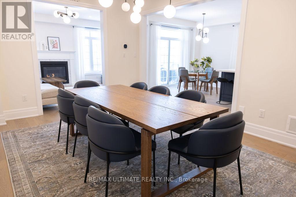 12 Branigan Crescent, Halton Hills, Ontario  L6X 3N6 - Photo 9 - W12912078