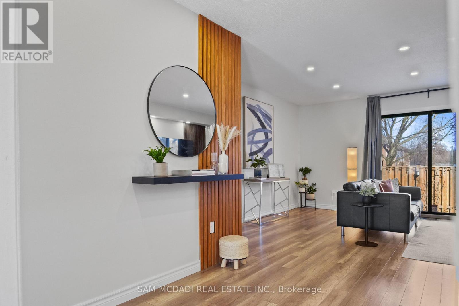 31 - 1518 Sixth Line, Oakville, Ontario  L6H 2P2 - Photo 4 - W12912098