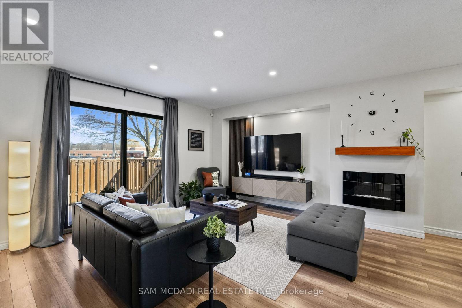 31 - 1518 Sixth Line, Oakville, Ontario  L6H 2P2 - Photo 6 - W12912098