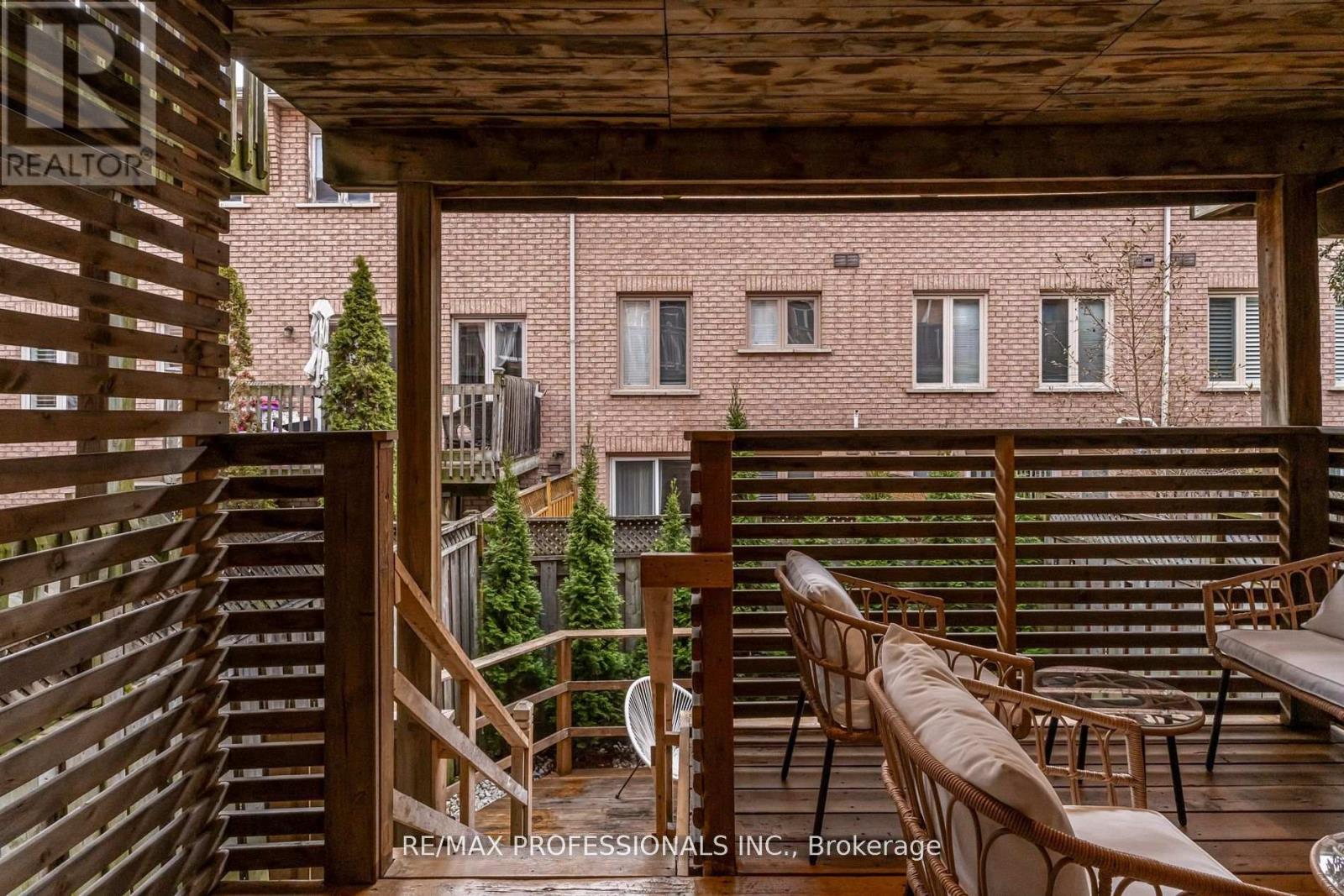 105 Harbourview Crescent, Toronto, Ontario  M8V 4A9 - Photo 35 - W12912106