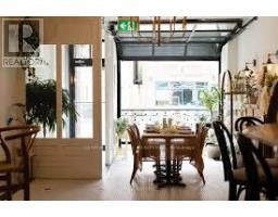 1564 QUEEN STREET W, Toronto, Ontario