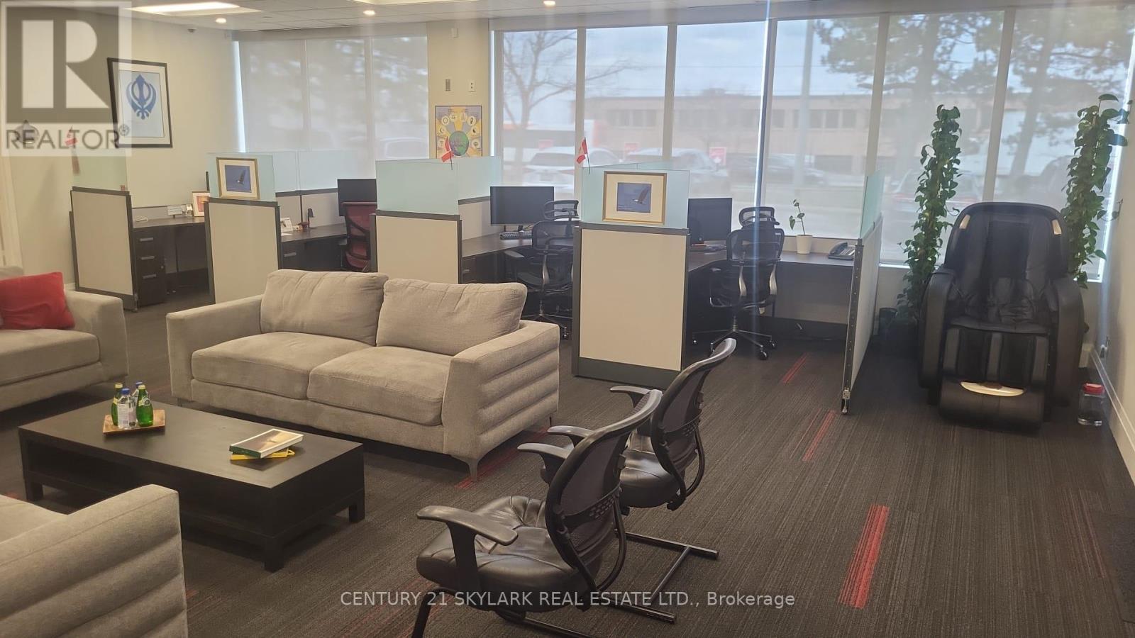 3-4 - 5500 Tomken Road, Mississauga, Ontario  L4W 2Z4 - Photo 3 - W12912142