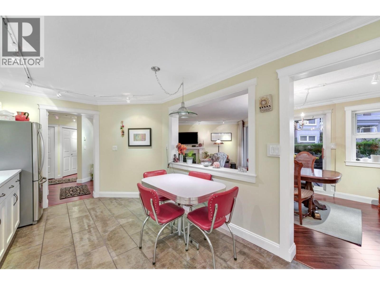 109b 1210 Quayside Drive, New Westminster, British Columbia  V3M 6H1 - Photo 4 - R3102595