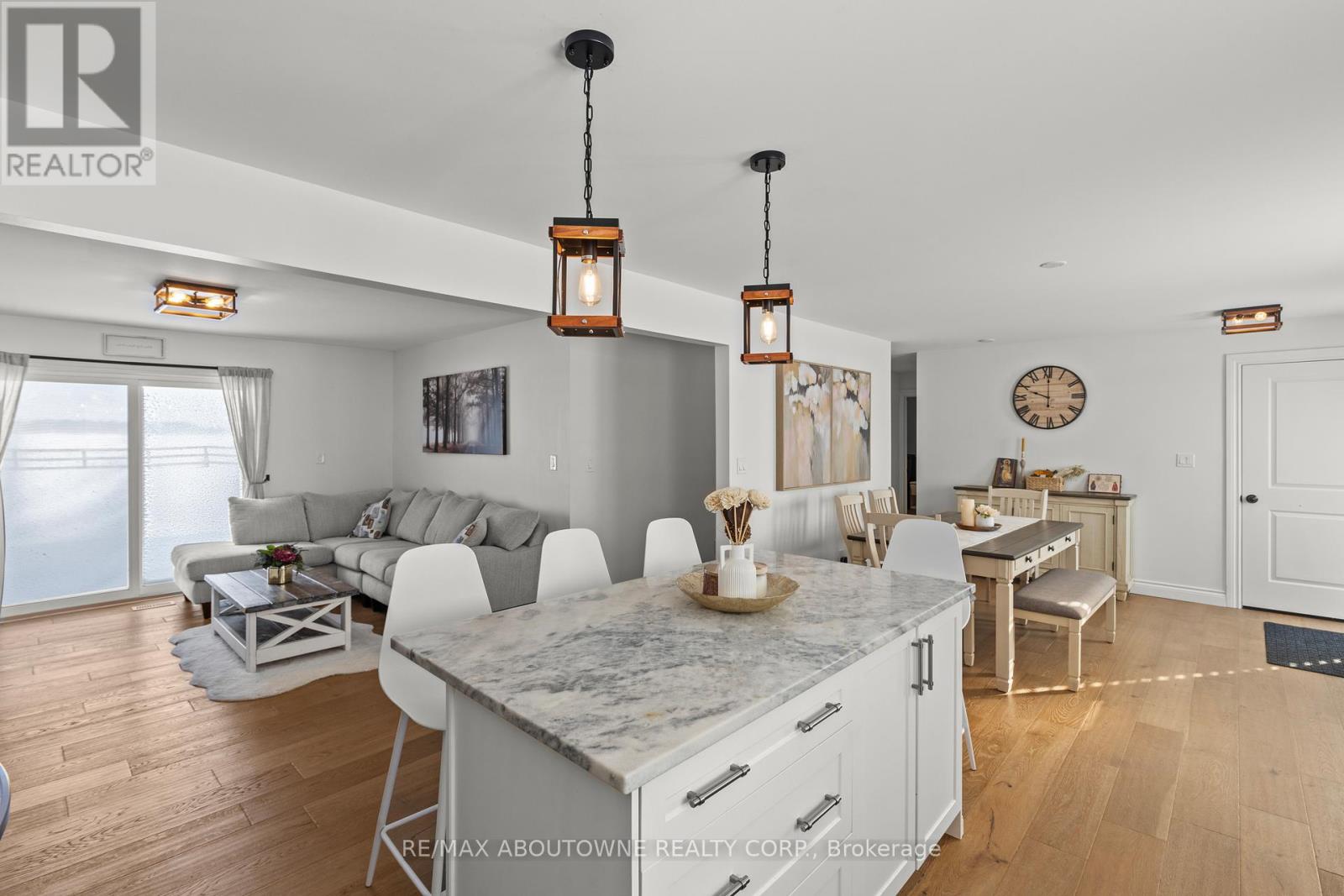 214 Binbrook Road, Hamilton, Ontario  L0R 1C0 - Photo 10 - X12912050