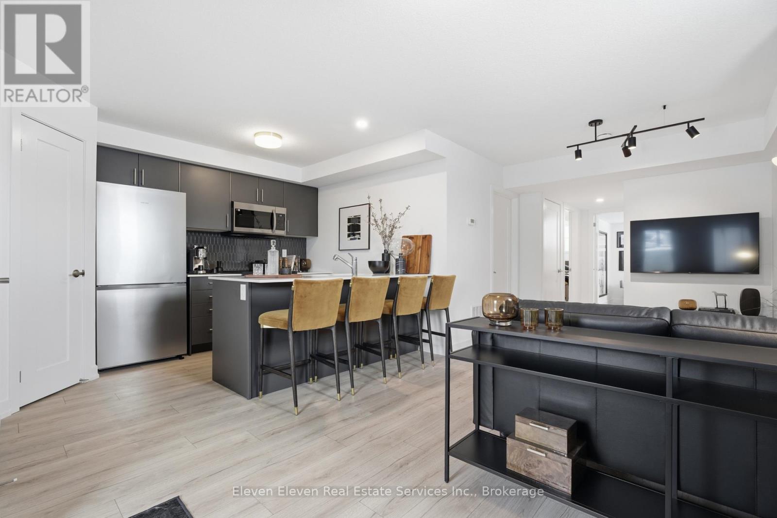 73 - 940 St. David Street N, Centre Wellington, Ontario  N1M 0L7 - Photo 10 - X12912058