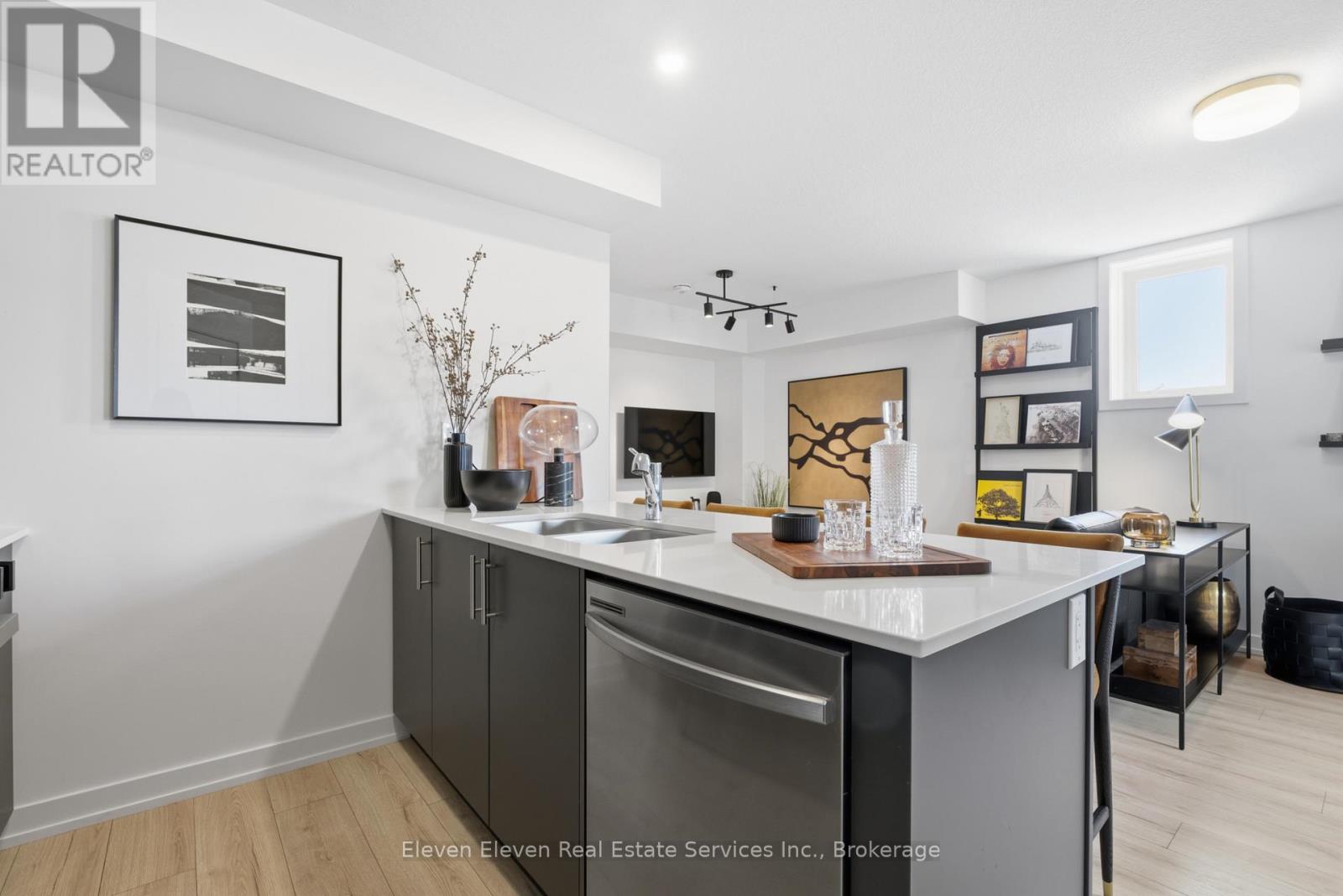 73 - 940 St. David Street N, Centre Wellington, Ontario  N1M 0L7 - Photo 11 - X12912058