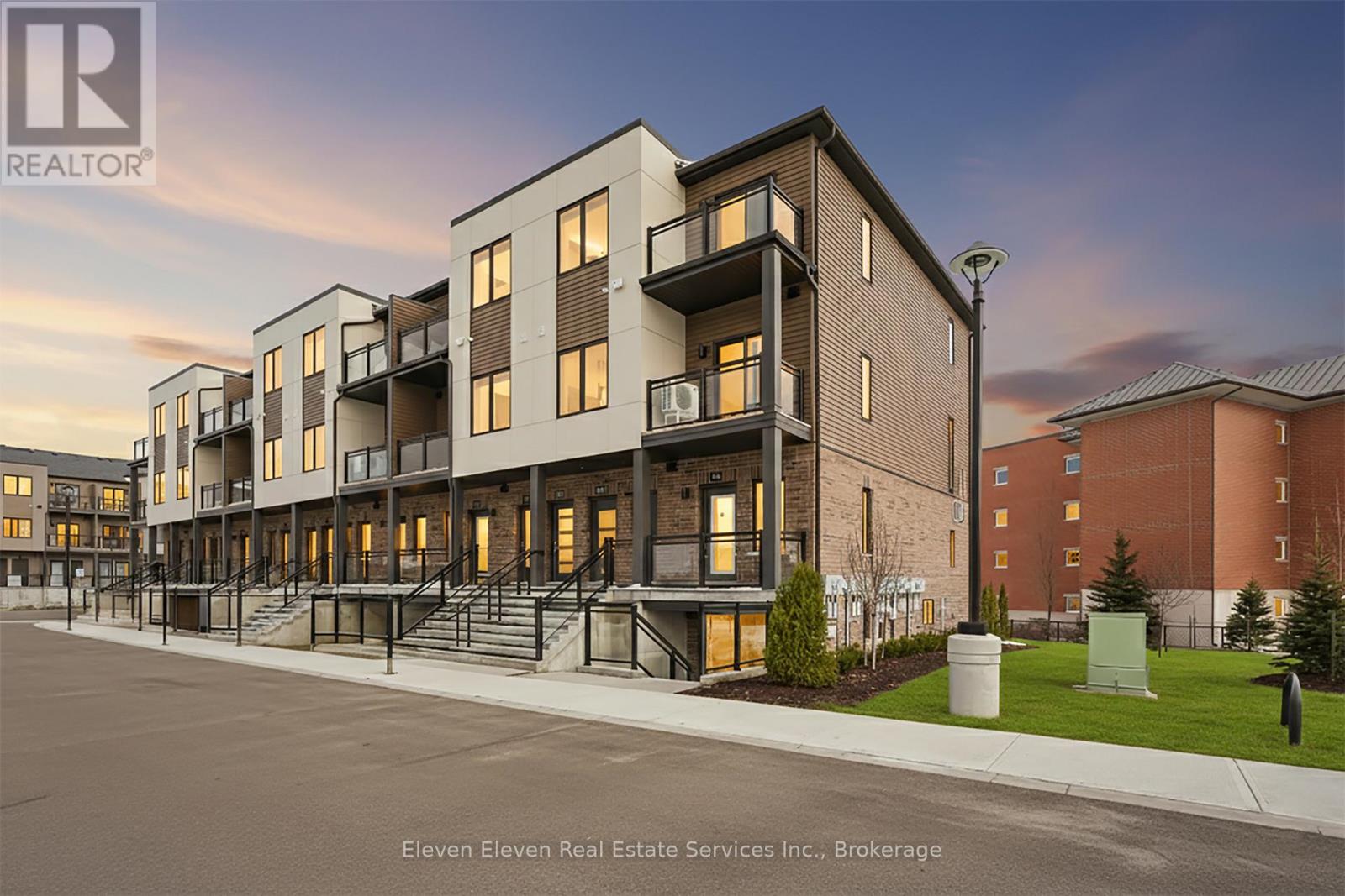 73 - 940 St. David Street N, Centre Wellington, Ontario  N1M 0L7 - Photo 2 - X12912058