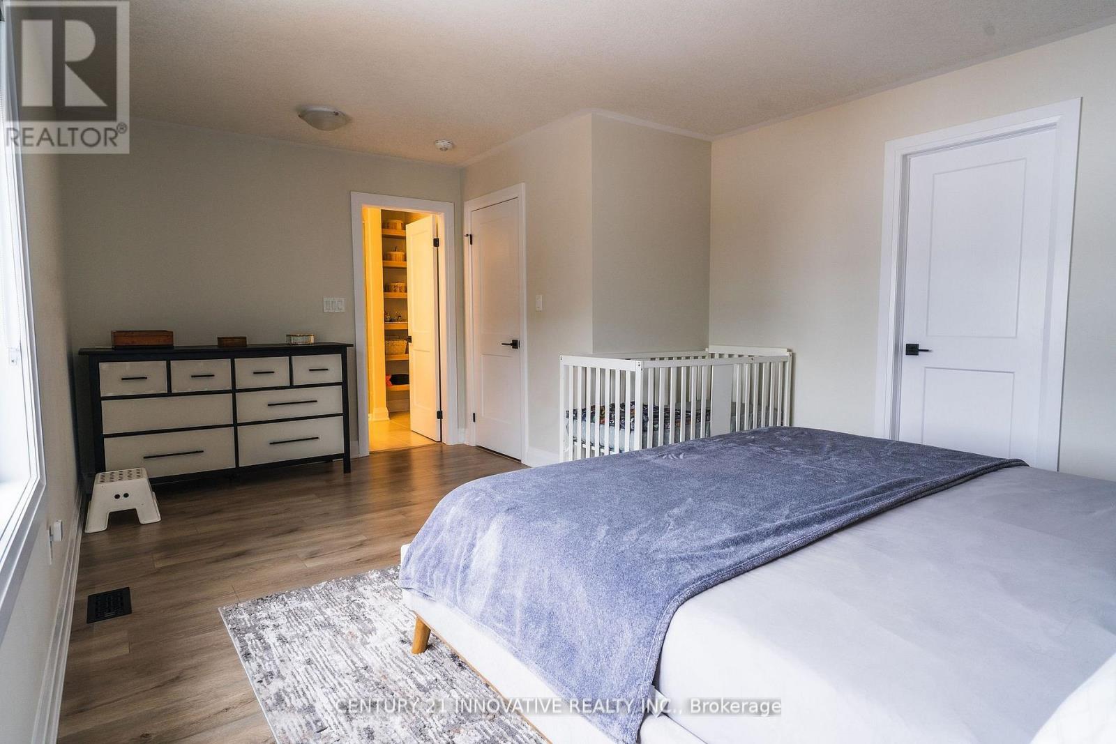 Main - 592 Nathalie Crescent, Kitchener, Ontario  N2E 0H9 - Photo 15 - X12912114