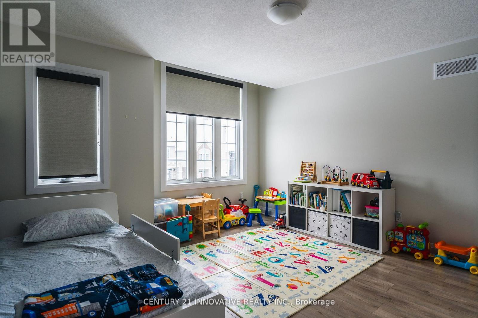 Main - 592 Nathalie Crescent, Kitchener, Ontario  N2E 0H9 - Photo 18 - X12912114