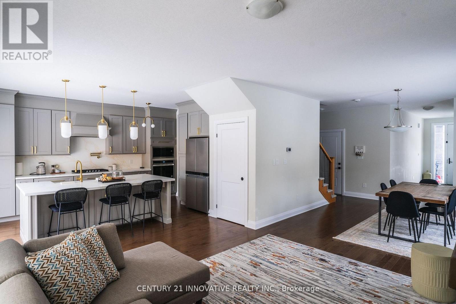 Main - 592 Nathalie Crescent, Kitchener, Ontario  N2E 0H9 - Photo 3 - X12912114