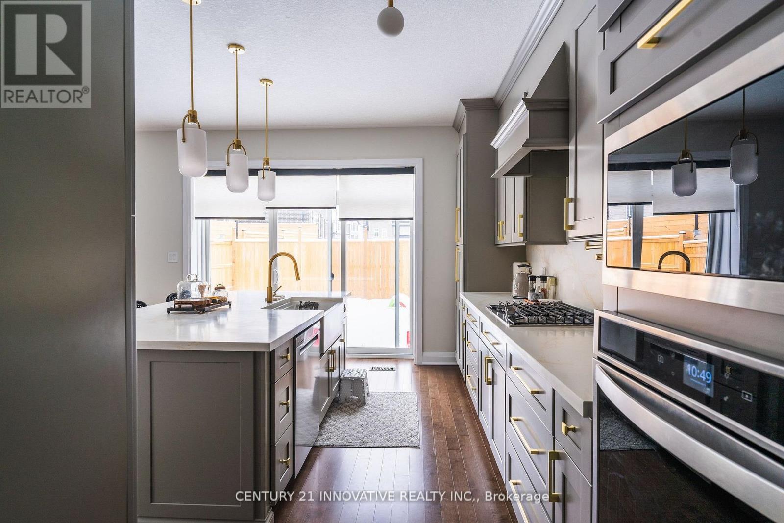 Main - 592 Nathalie Crescent, Kitchener, Ontario  N2E 0H9 - Photo 7 - X12912114