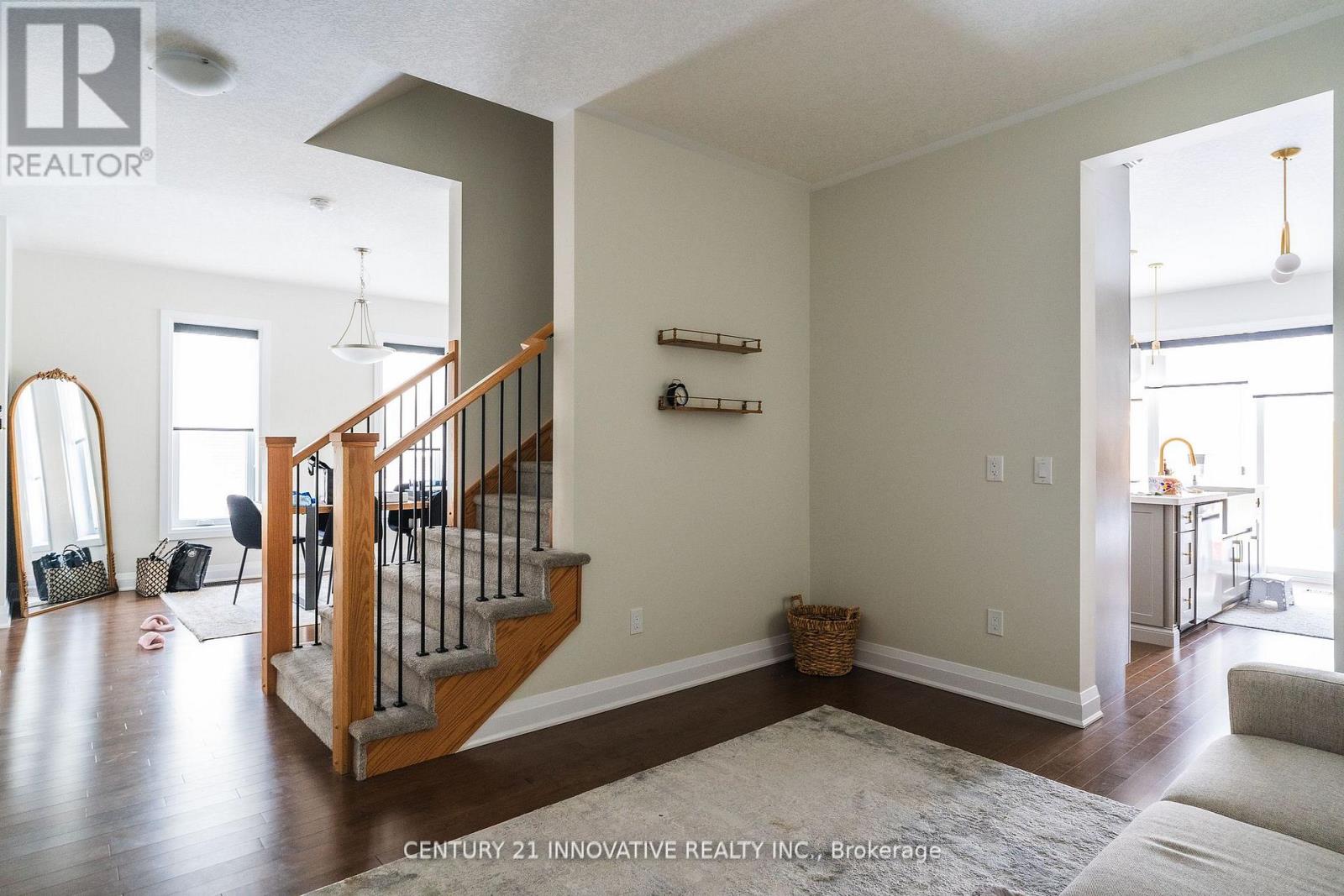 Main - 592 Nathalie Crescent, Kitchener, Ontario  N2E 0H9 - Photo 8 - X12912114