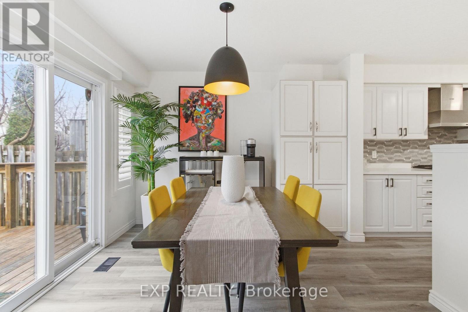 159 Sophia Crescent, Kitchener, Ontario  N2R 1X7 - Photo 12 - X12912118