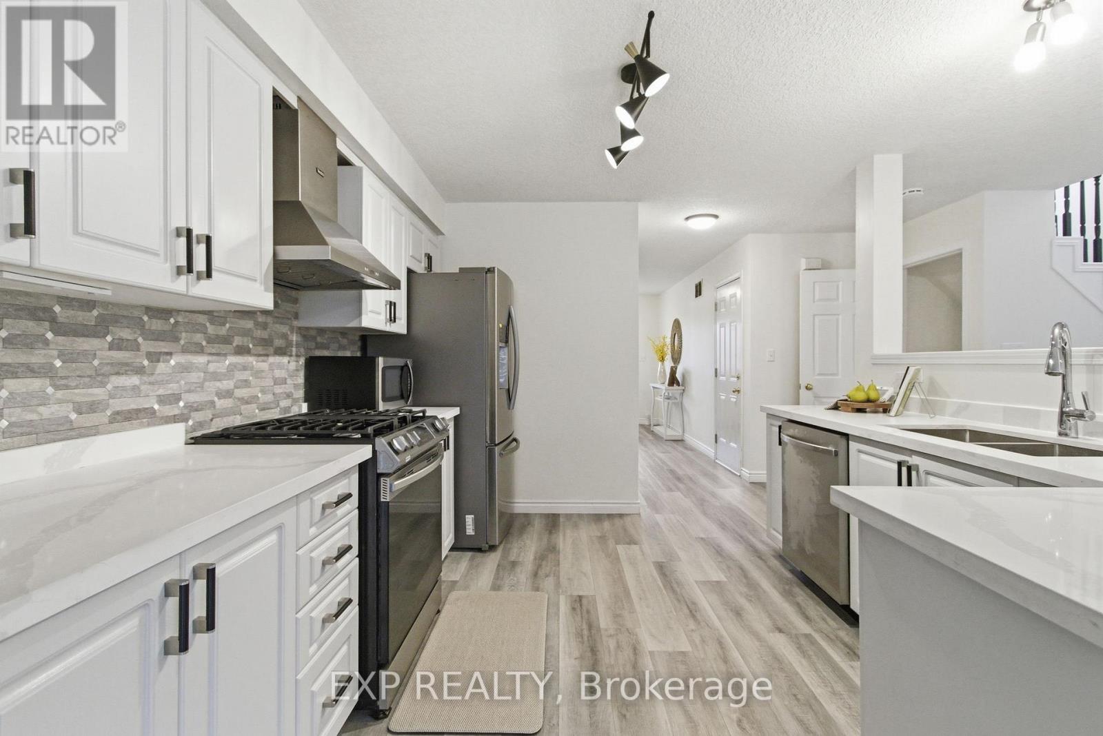 159 Sophia Crescent, Kitchener, Ontario  N2R 1X7 - Photo 14 - X12912118