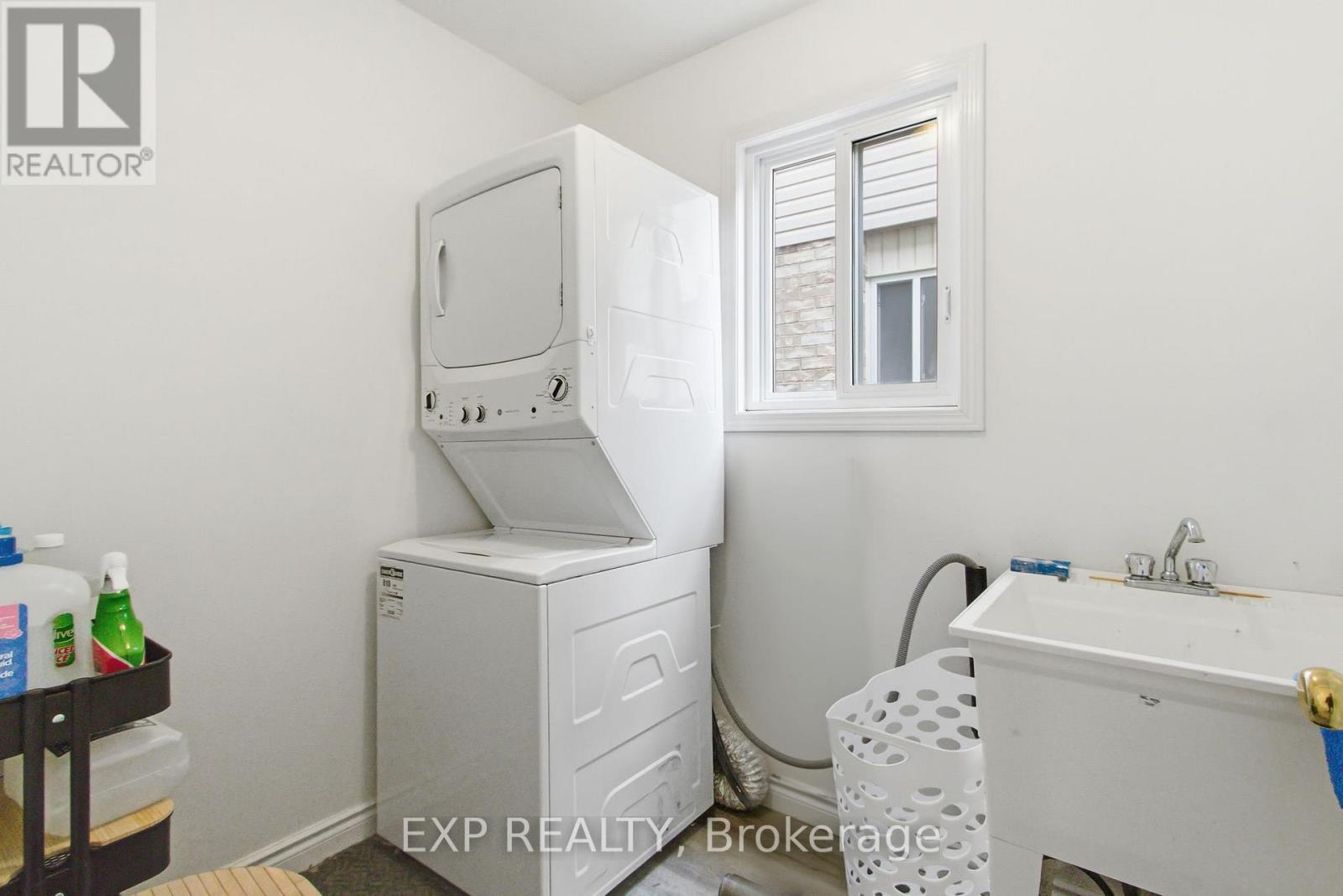 159 Sophia Crescent, Kitchener, Ontario  N2R 1X7 - Photo 16 - X12912118