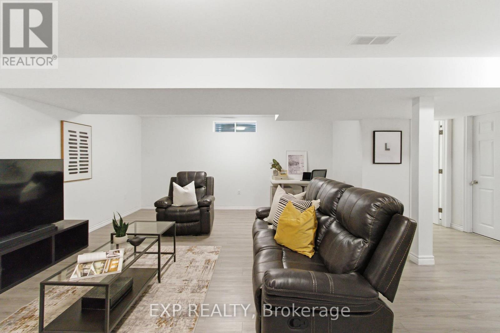 159 Sophia Crescent, Kitchener, Ontario  N2R 1X7 - Photo 37 - X12912118