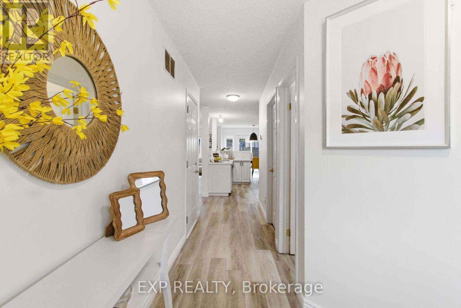 159 Sophia Crescent, Kitchener, Ontario  N2R 1X7 - Photo 6 - X12912118