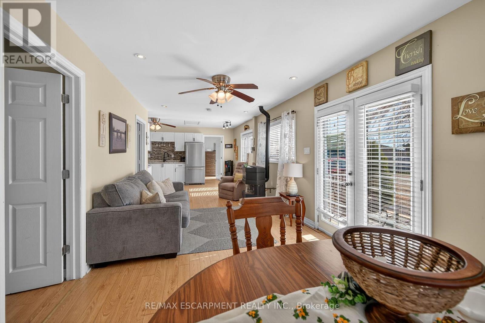 87 Lakeshore Road, Haldimand, Ontario  N0A 1P0 - Photo 16 - X12912130