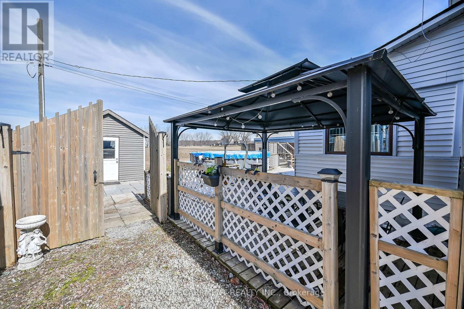 87 Lakeshore Road, Haldimand, Ontario  N0A 1P0 - Photo 39 - X12912130