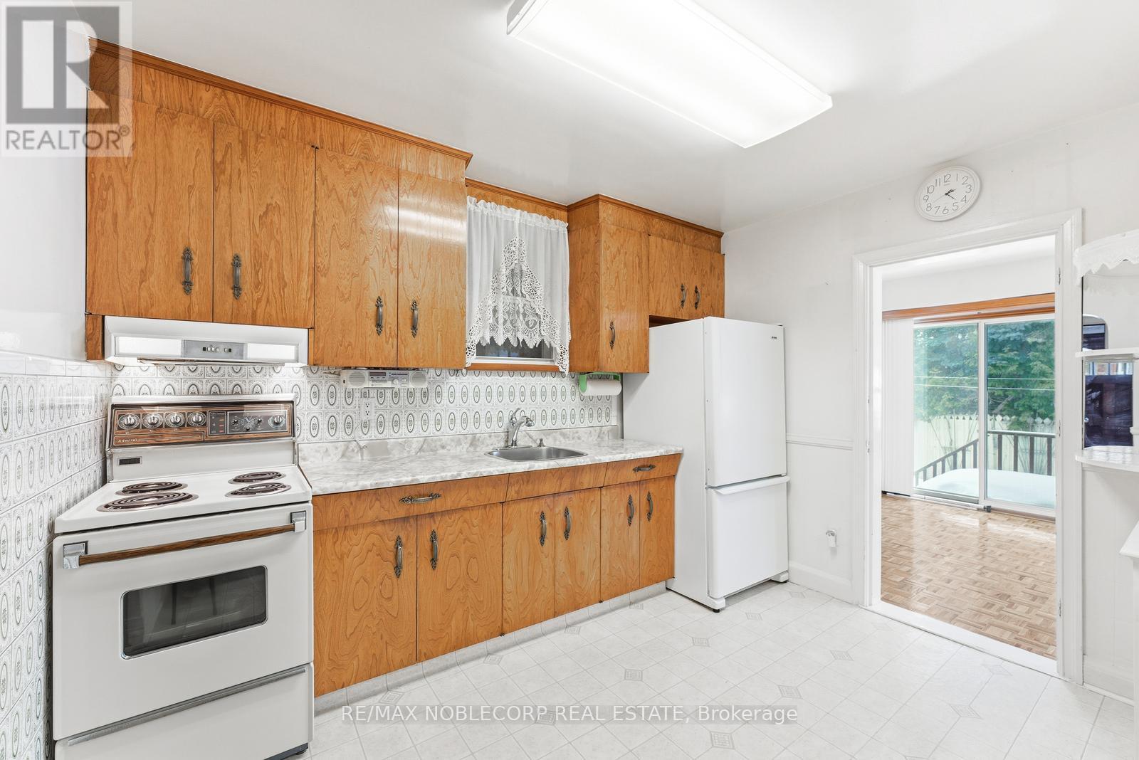 51 Glenavy Avenue, Toronto, Ontario  M4P 2T9 - Photo 21 - C12830264