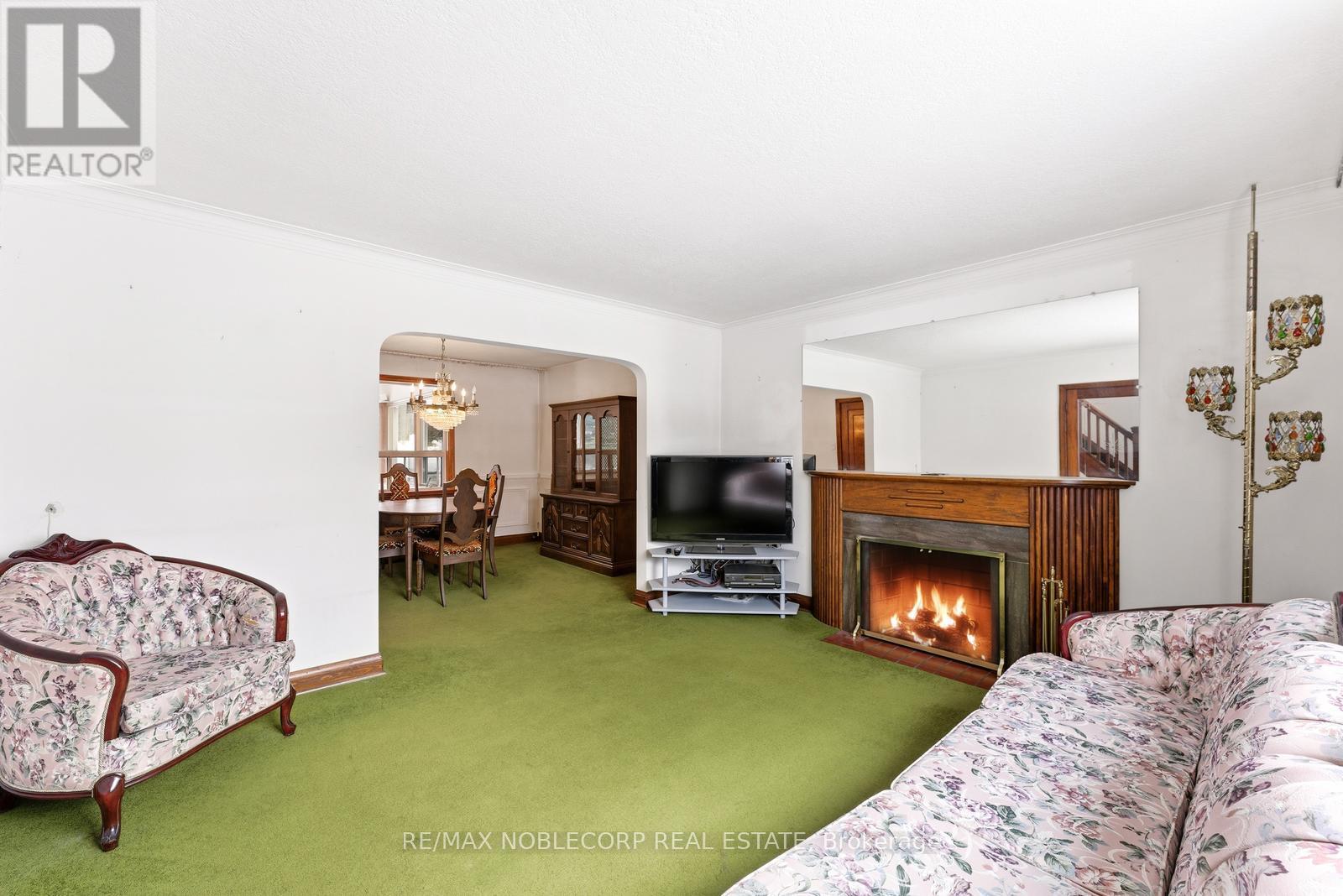 51 Glenavy Avenue, Toronto, Ontario  M4P 2T9 - Photo 12 - C12830264