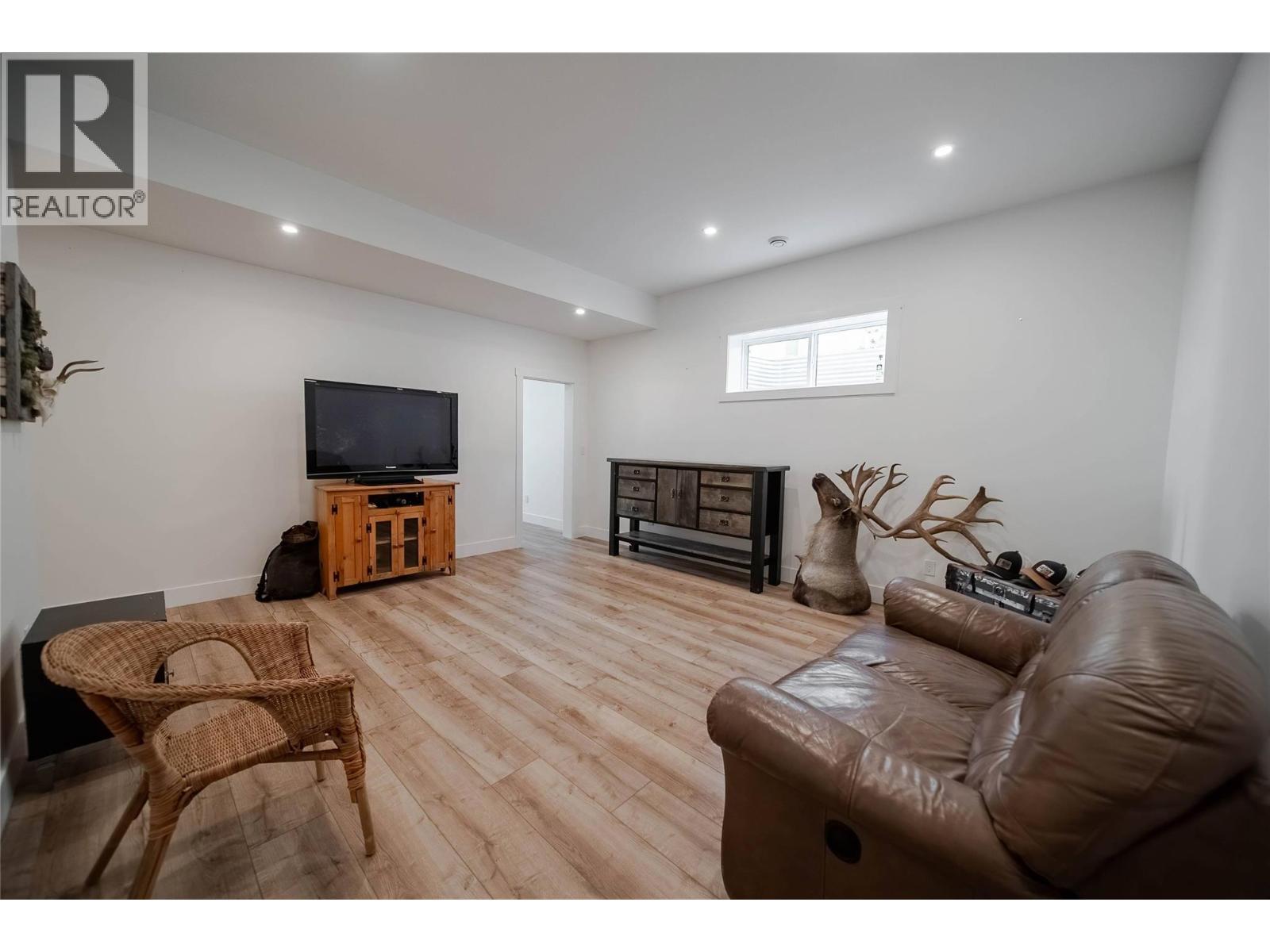 107 18th Street S, Cranbrook, British Columbia  V1C 0E1 - Photo 23 - 10380453