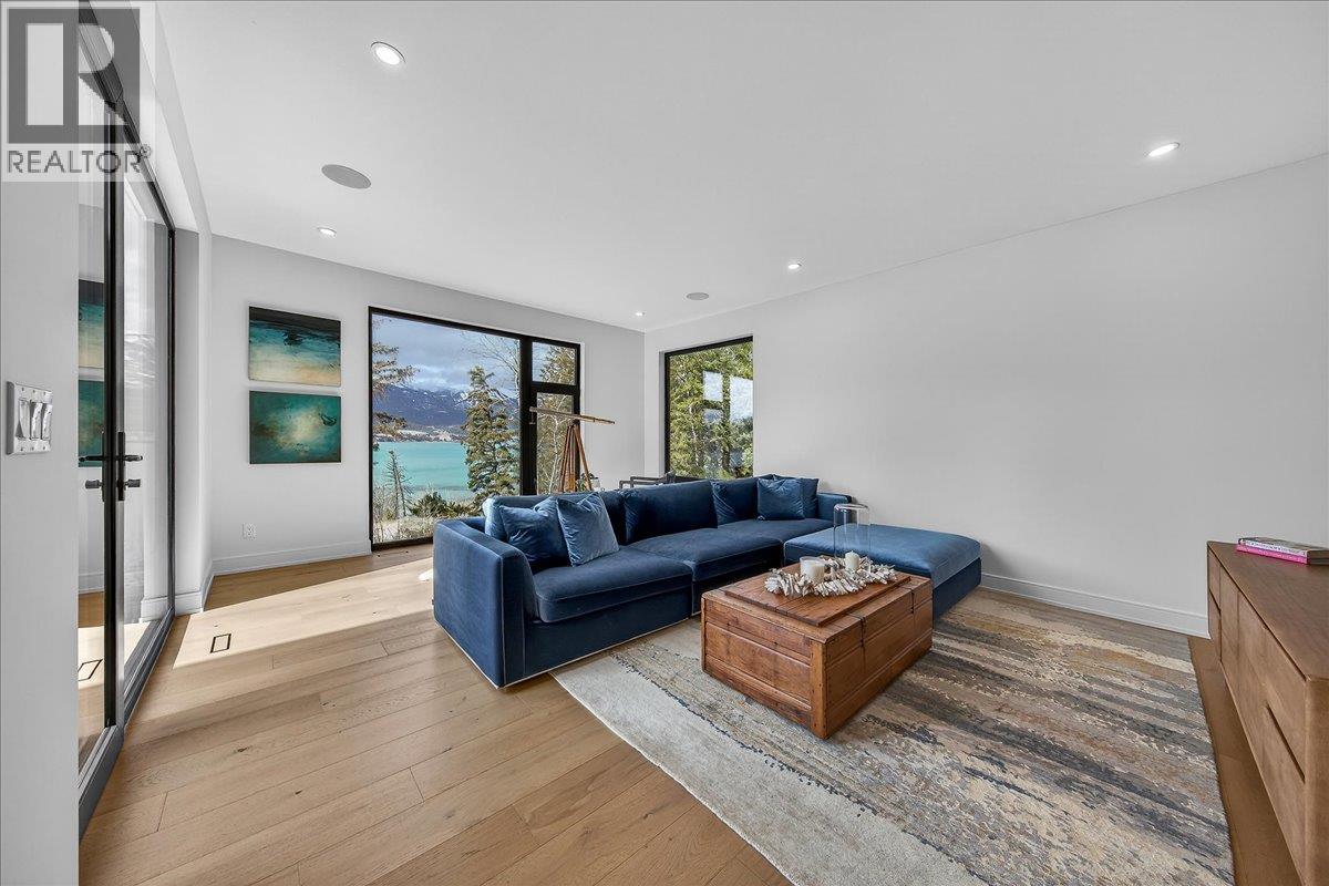 8799 Grainger Road, Canal Flats, British Columbia  V0B 1B0 - Photo 36 - 10380333