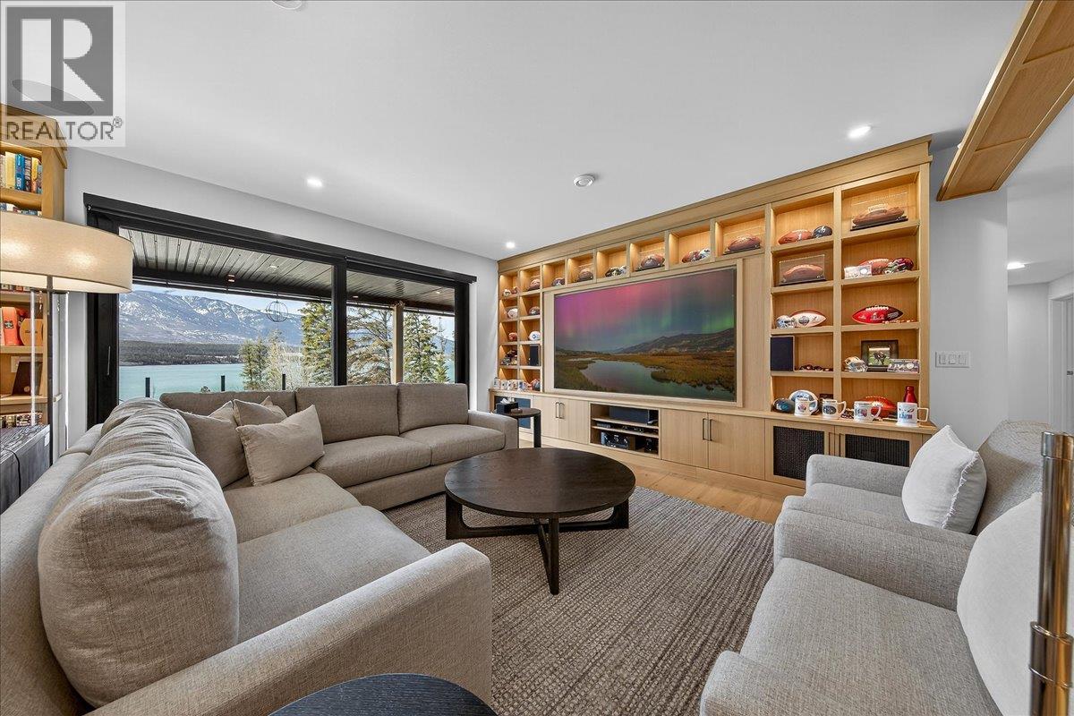 8799 Grainger Road, Canal Flats, British Columbia  V0B 1B0 - Photo 61 - 10380333