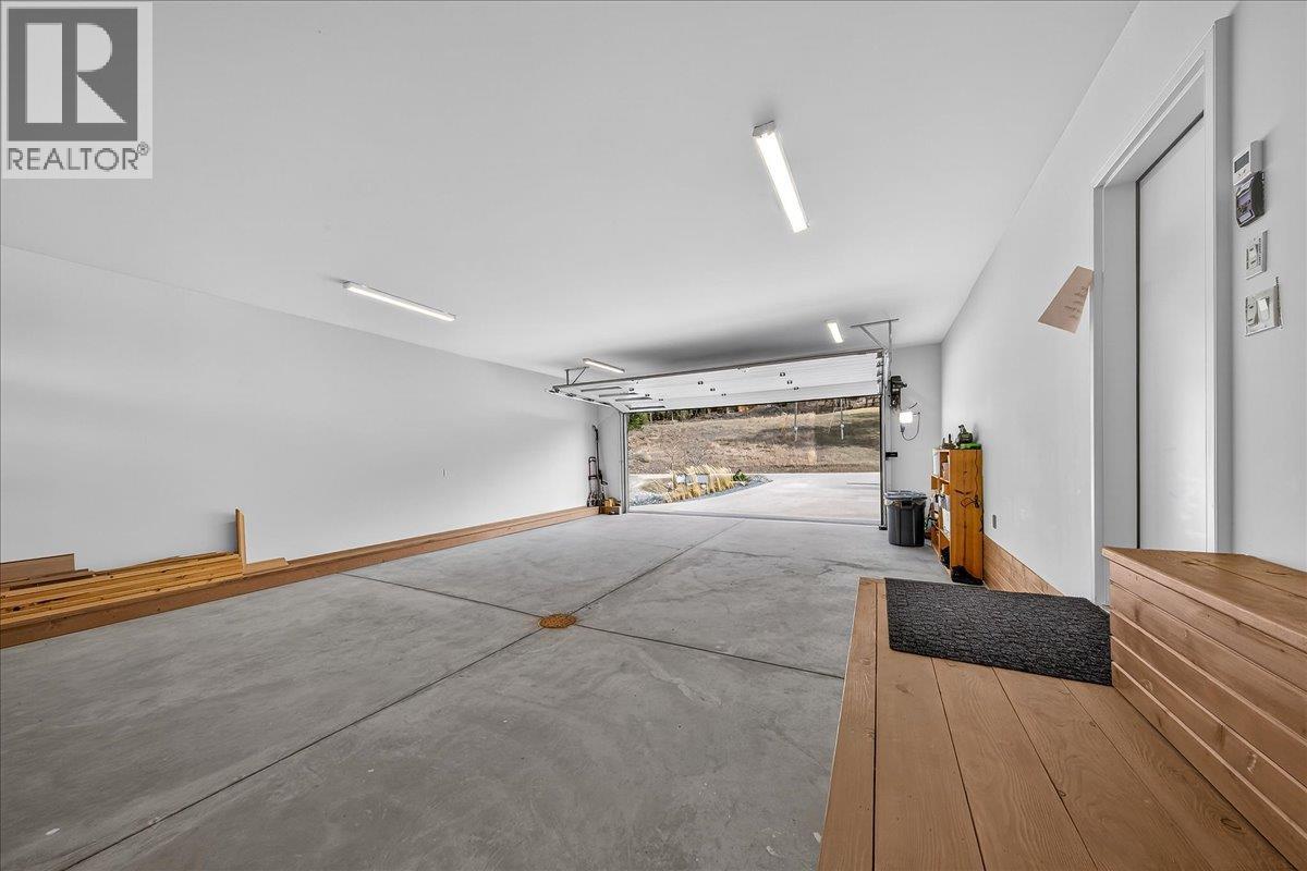 8799 Grainger Road, Canal Flats, British Columbia  V0B 1B0 - Photo 96 - 10380333