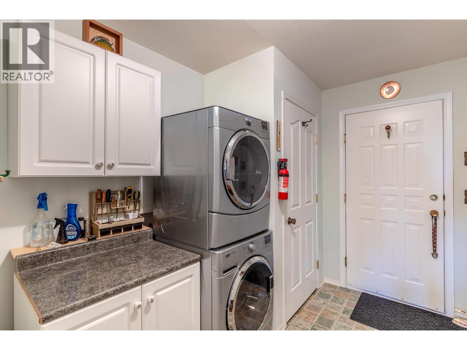 1401 Hillside Street, Creston, British Columbia  V0B 1G0 - Photo 15 - 10379559