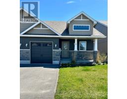 22 STIRLING CRESCENT, Prince Edward County, Ontario