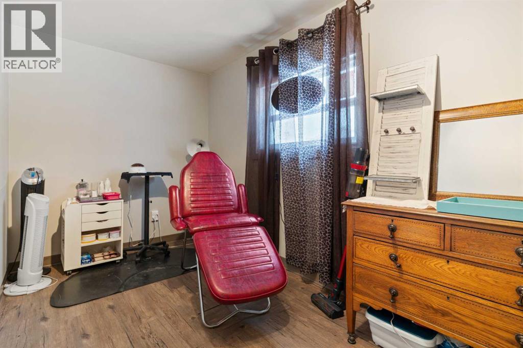 5009 49 Avenue, Forestburg, Alberta  T0B 1N0 - Photo 9 - A2203185