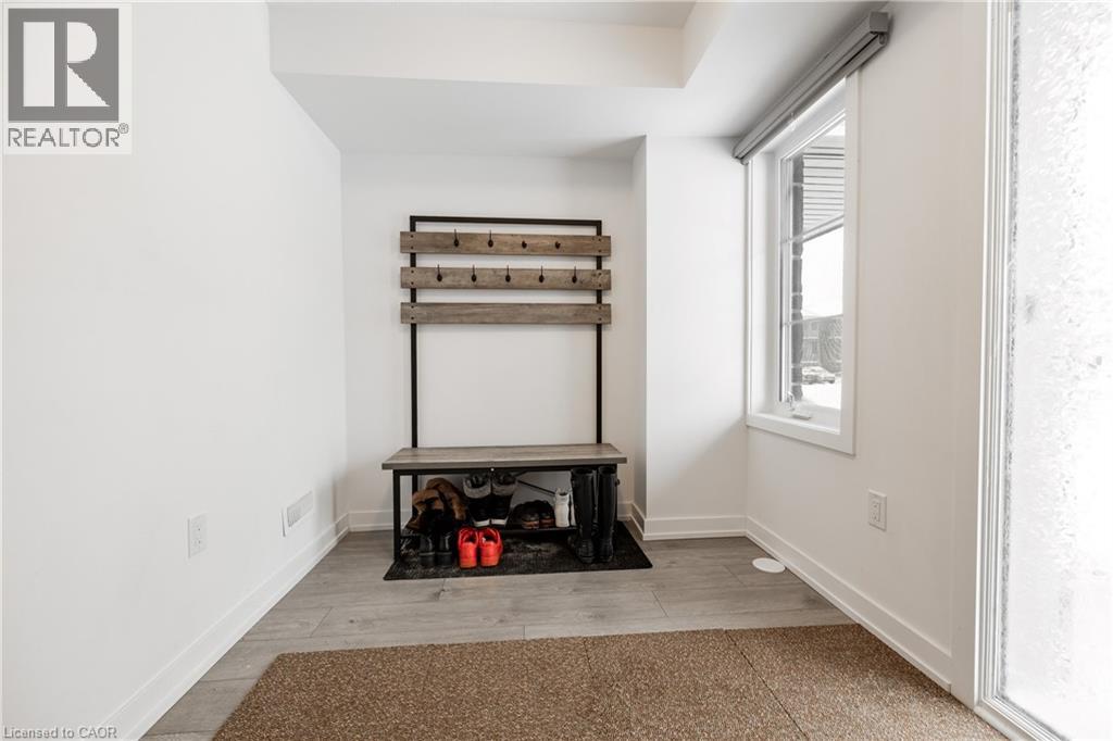 205 West Oak Trail Unit# 2, Kitchener, Ontario  N2R 1R4 - Photo 7 - 40812022