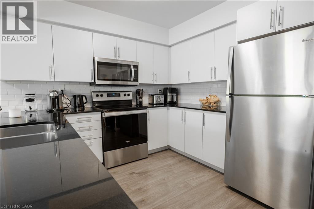 205 West Oak Trail Unit# 2, Kitchener, Ontario  N2R 1R4 - Photo 10 - 40812022