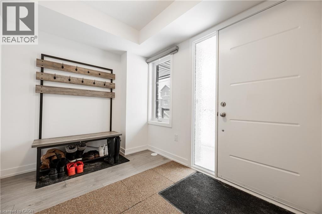 205 West Oak Trail Unit# 2, Kitchener, Ontario  N2R 1R4 - Photo 6 - 40812022