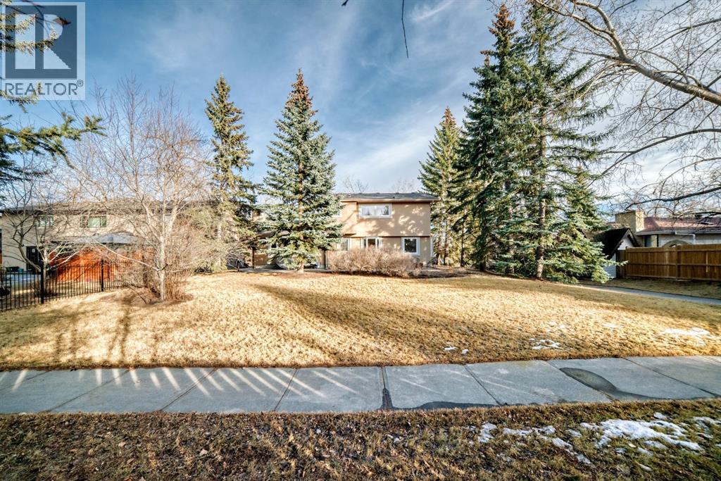 3707 37 Street Nw, Calgary, Alberta  T2L 2J2 - Photo 47 - A2286097