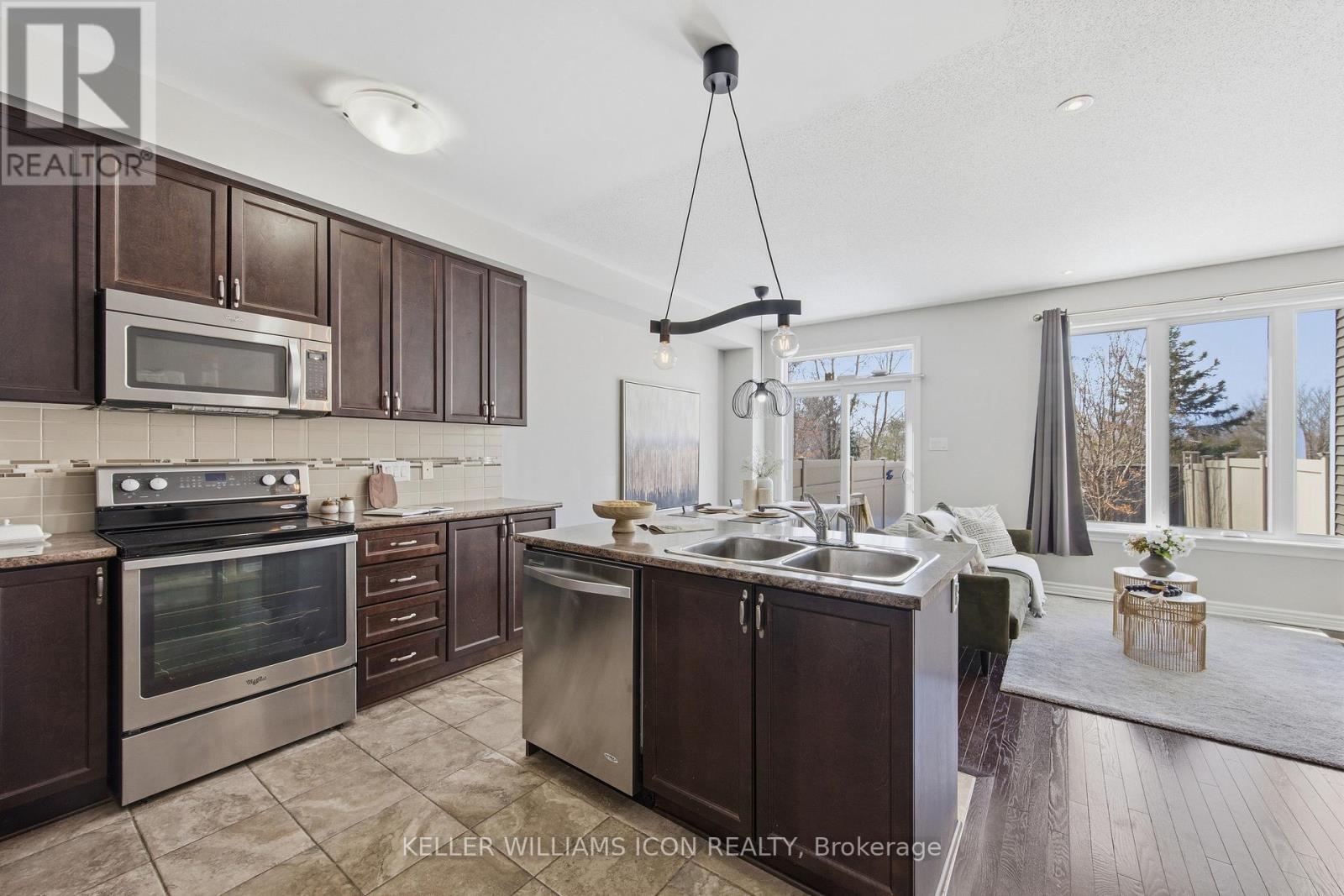 267 Via San Marino Street, Ottawa, Ontario  K2J 5X9 - Photo 12 - X12912160