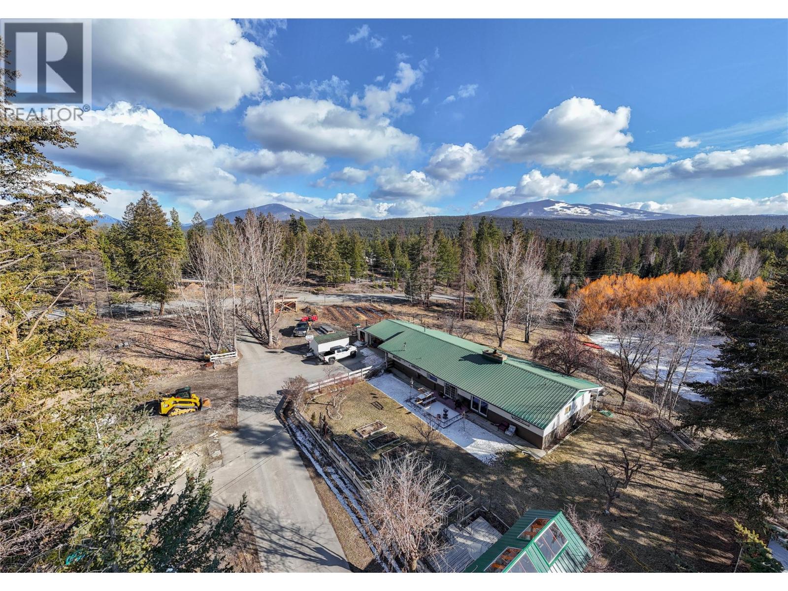 2205 Vidamour Road, Cranbrook, British Columbia  V1C 6W2 - Photo 1 - 10380041