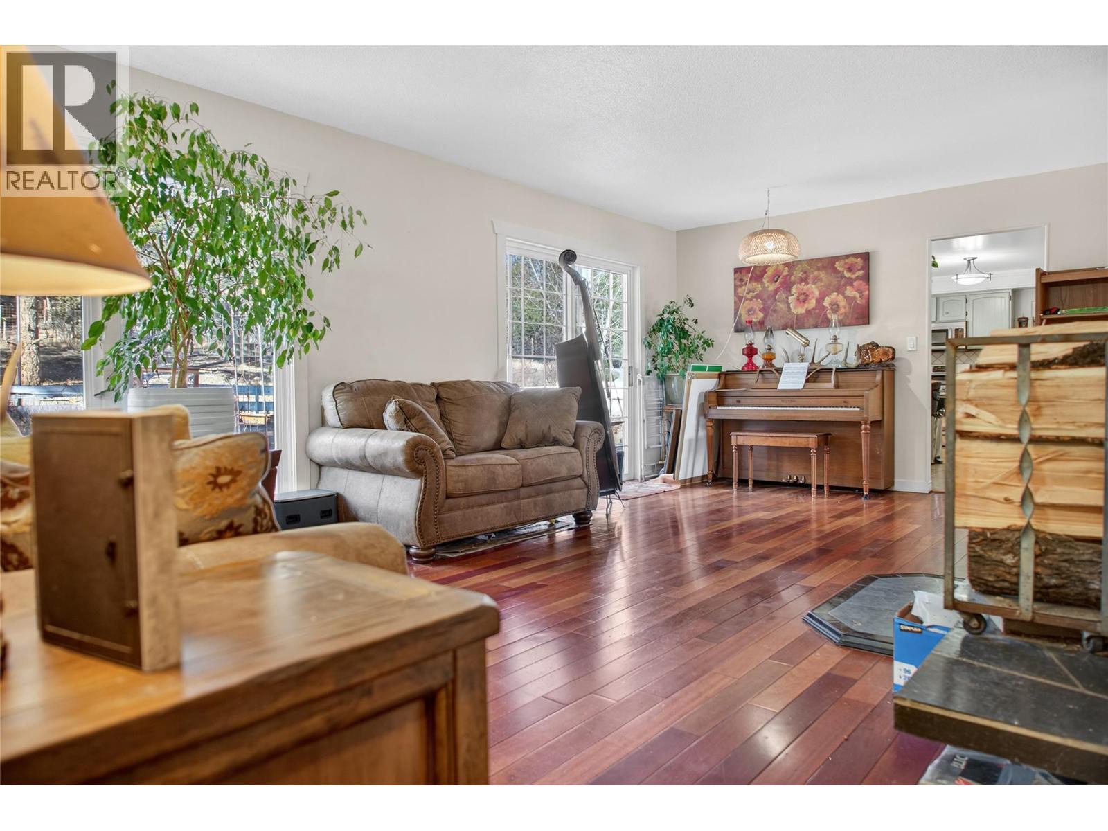 2205 Vidamour Road, Cranbrook, British Columbia  V1C 6W2 - Photo 13 - 10380041