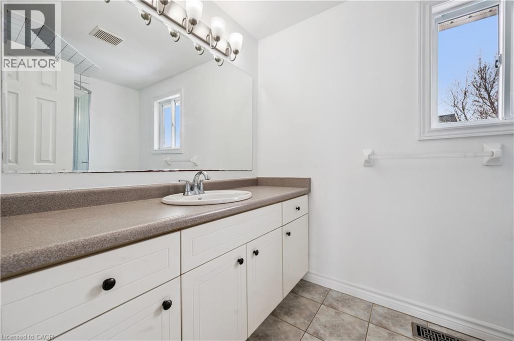 16 Merlene Court, Cambridge, Ontario  N3C 4G1 - Photo 16 - 40803738