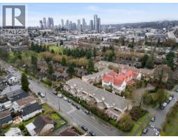 15 3428 ADANAC STREET, Vancouver, British Columbia