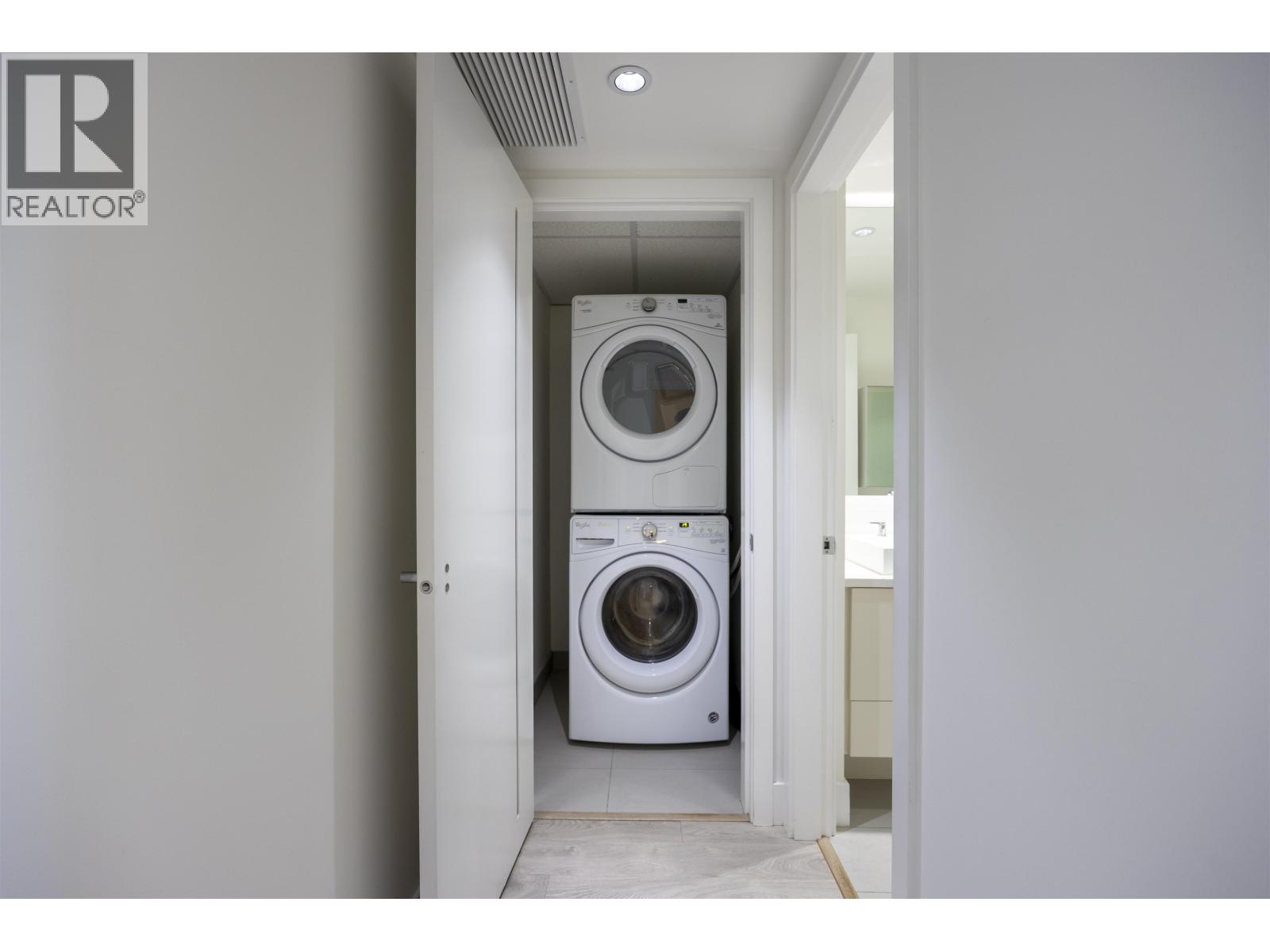 1206 7303 Noble Lane, Burnaby, British Columbia  V3N 0H2 - Photo 17 - R3102608