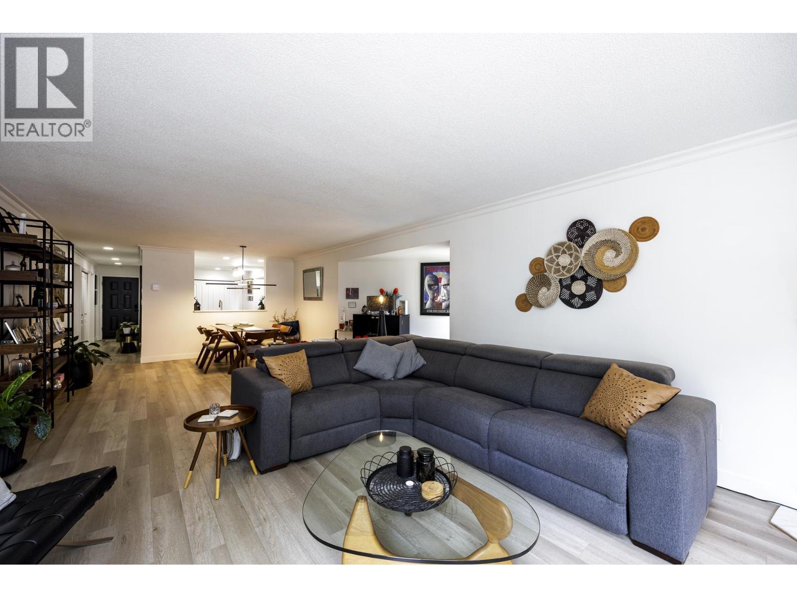 303 1500 Ostler Court, North Vancouver, British Columbia  V7G 2S2 - Photo 5 - R3102622