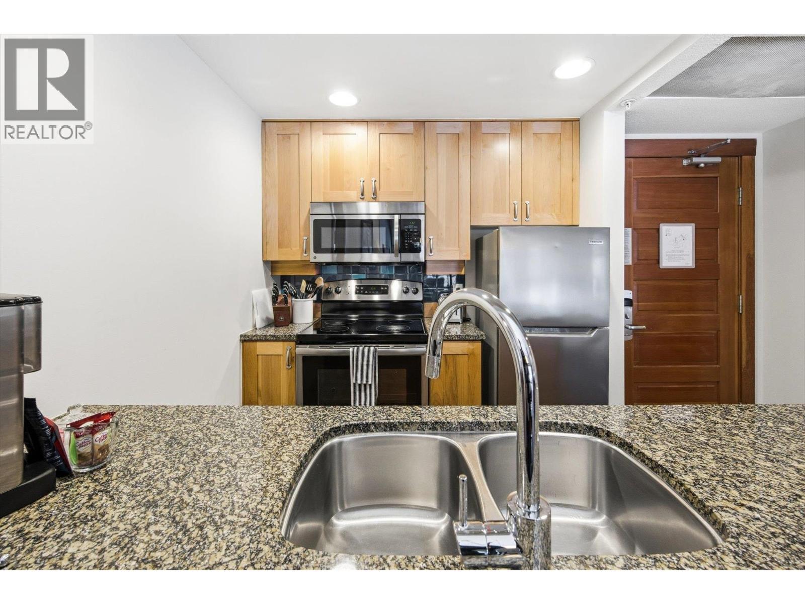 637b 2036 London Lane, Whistler, British Columbia  V8E 0N7 - Photo 14 - R3102624