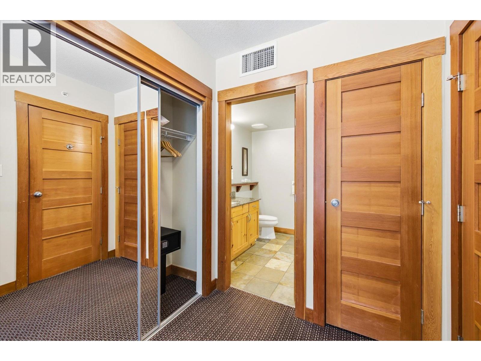 637b 2036 London Lane, Whistler, British Columbia  V8E 0N7 - Photo 24 - R3102624